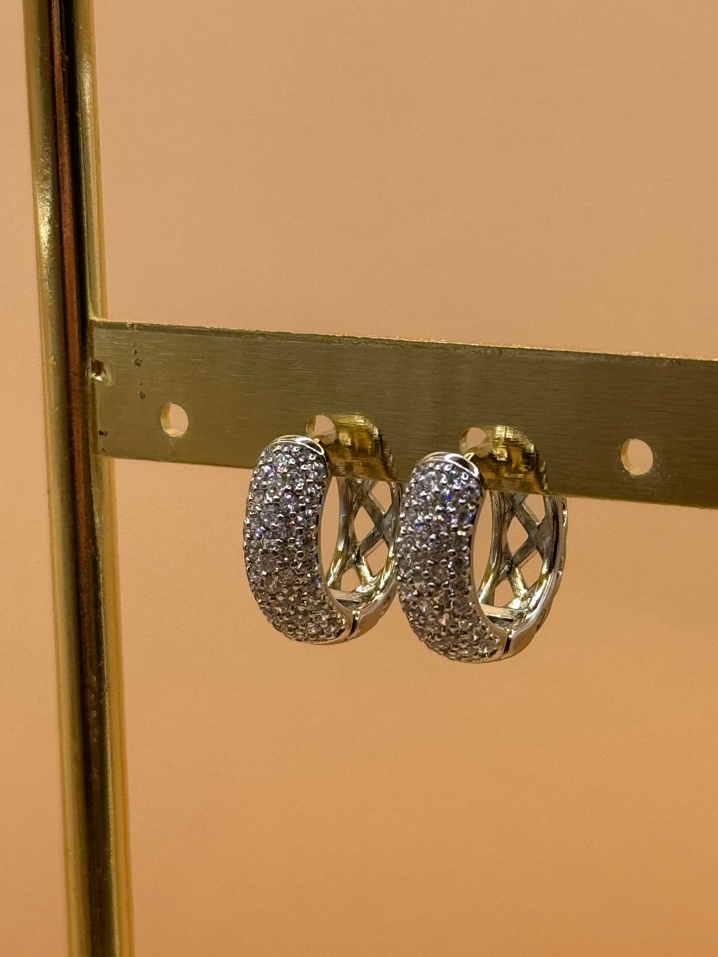 Round Diamond Earrings