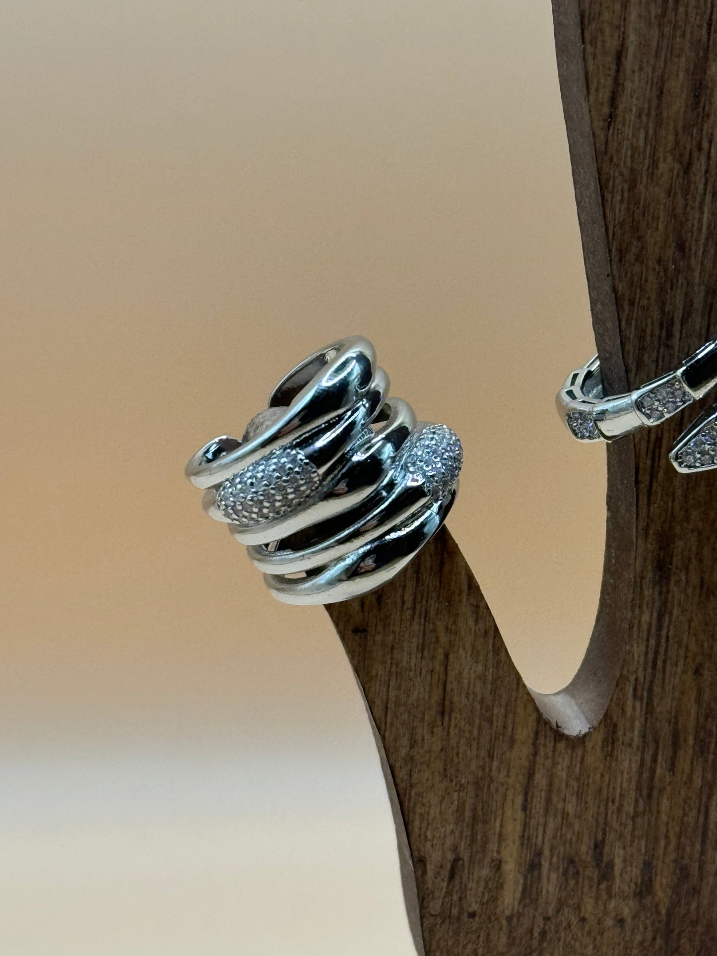 Twisted Ring